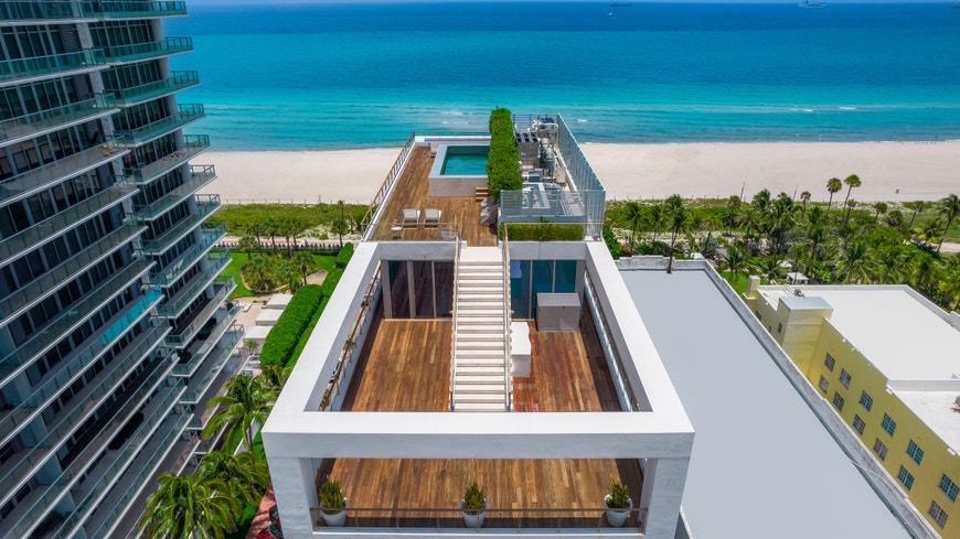 Vaster Funded: Beach House 8 Penthouse