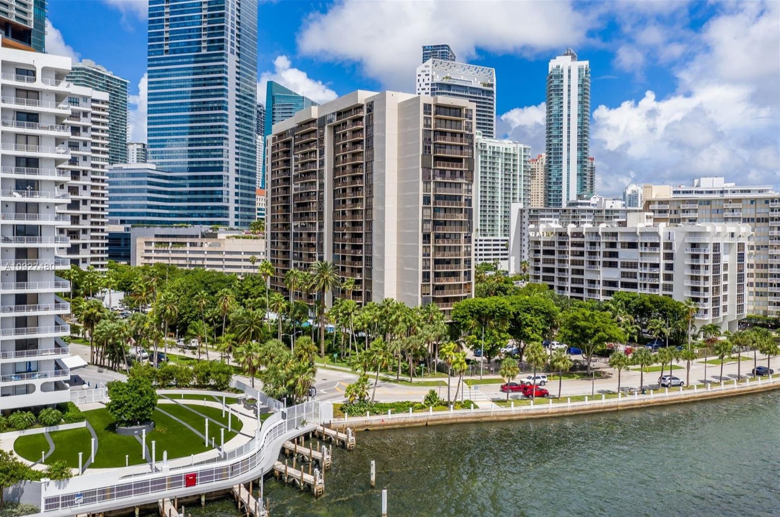 Vaster Funded: Brickell Place Commercial Condo